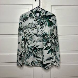 Zara Floral long sleeve shirt Size M Regular fit